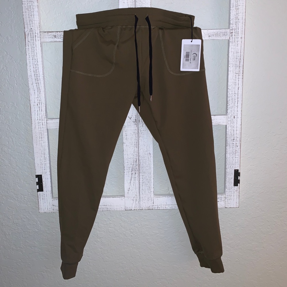Zyia Olive Jogger